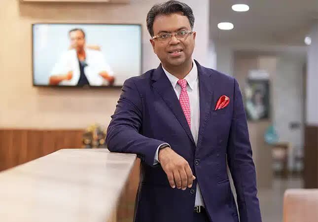Mumbai, Health, Plastic Surgeon In Bandra Mumbai - Dr Rajat Gupta At Lilavati Hospital
