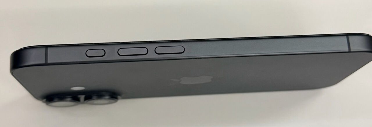Al Faisaliyah, Mobile Phones, SAR 2700,  Apple IPhone 17- 256 GB-  Black Color