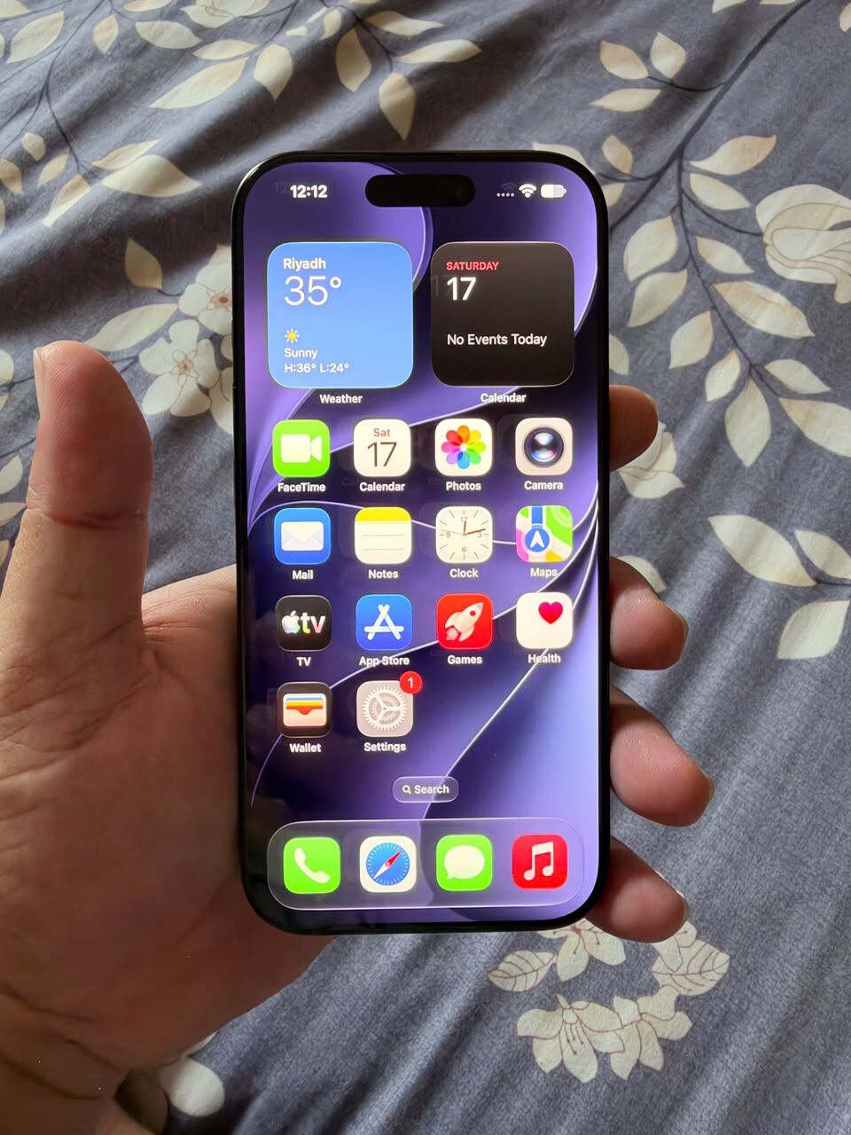 Jeddah, Mobile Phones, SAR 3400,  IPhone 16 Pro Black 256 Gb Still Under Warranty In An Excellent Condition With 91% Battery
