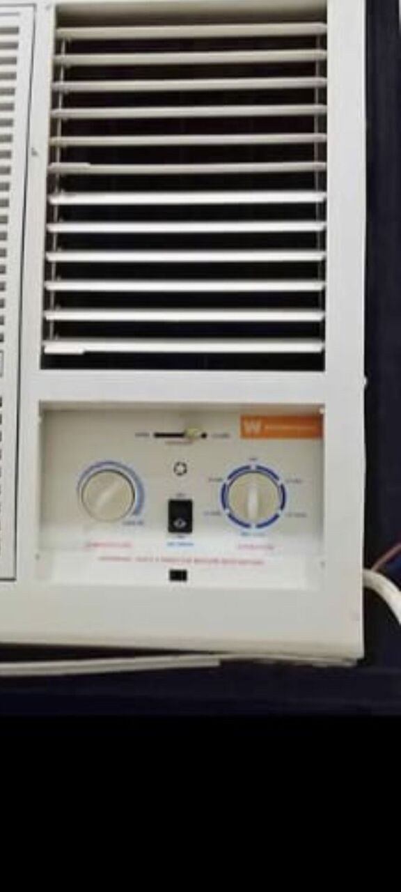 Al Aziziyah, Air Conditioners, SAR 650,  Very Good Condition Aircon For Sale