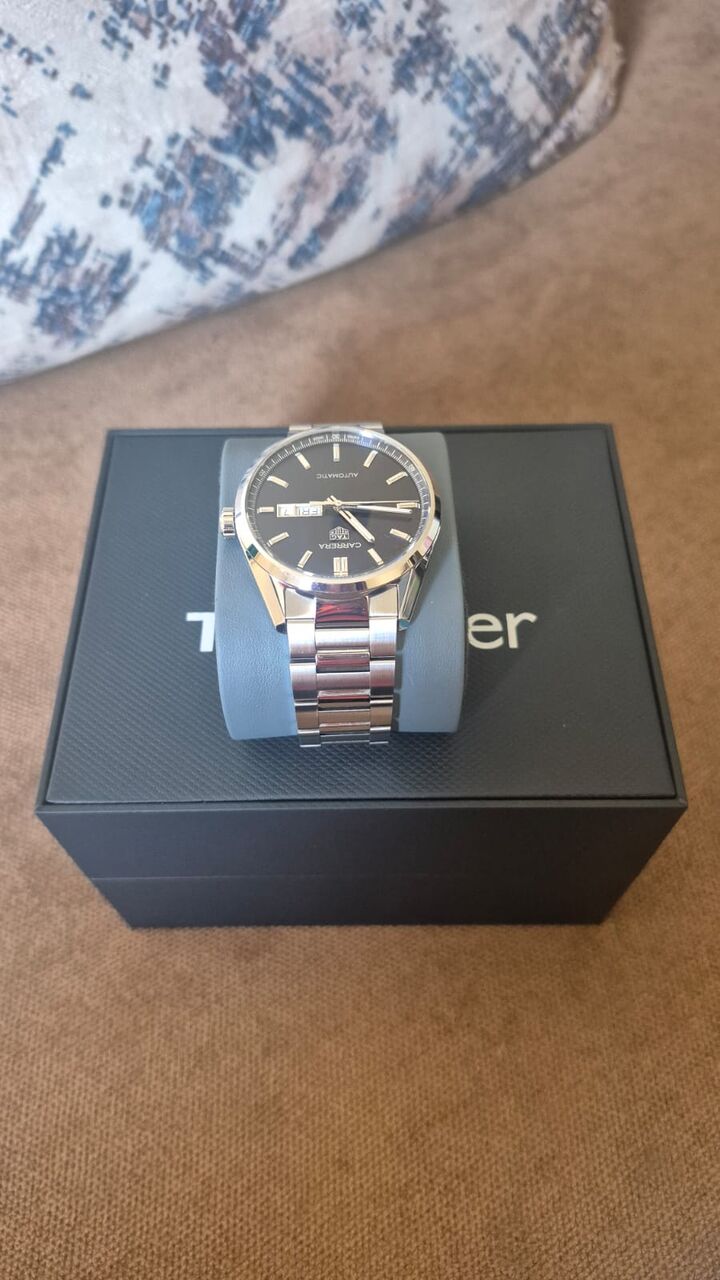Jeddah, Watches, SAR 7500,  Tag Heuer Calibre 5, Day-date, Blue Dial With International Warranty