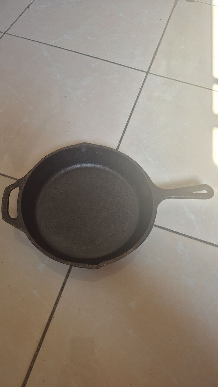 Jeddah, Household Items, SAR 75,  Cast Iron Skillet New(unused) 75 Sar