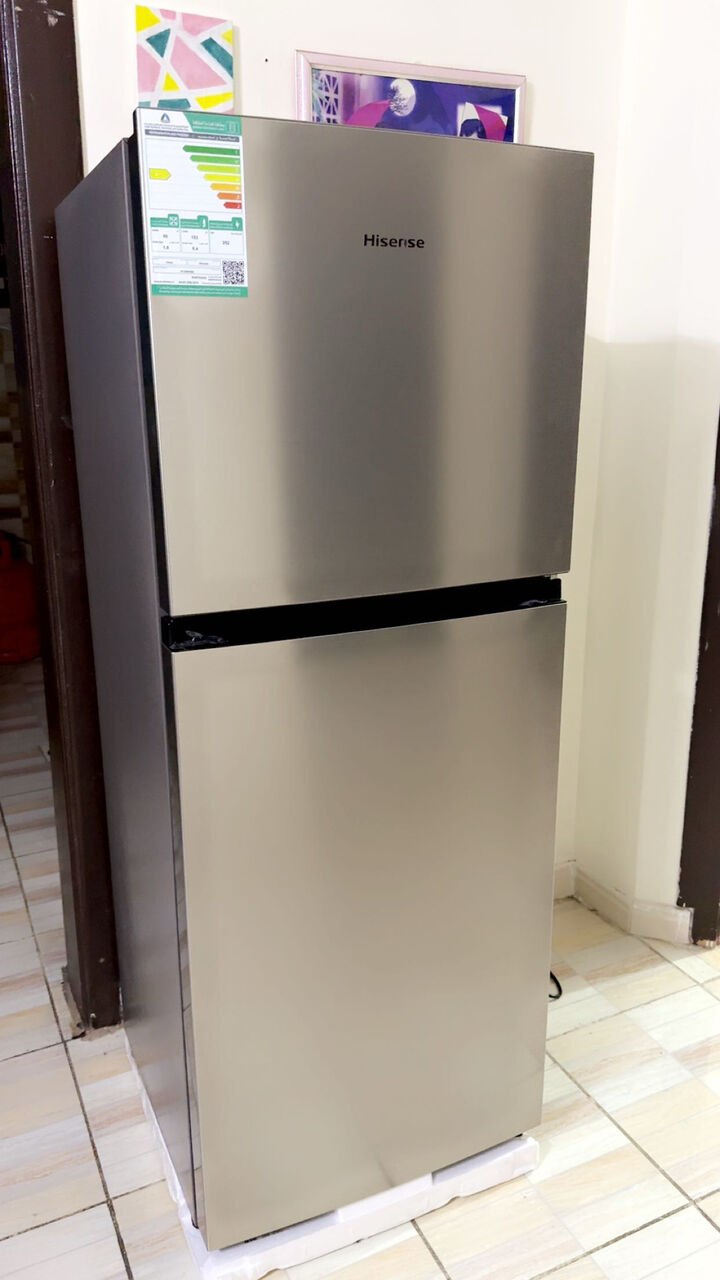 Jeddah, Appliances, SAR 850,  Hisense Refrigerator For Sale &ndash; 5\.4 Cu\. Ft\. Silver, No\-Frost Freezer