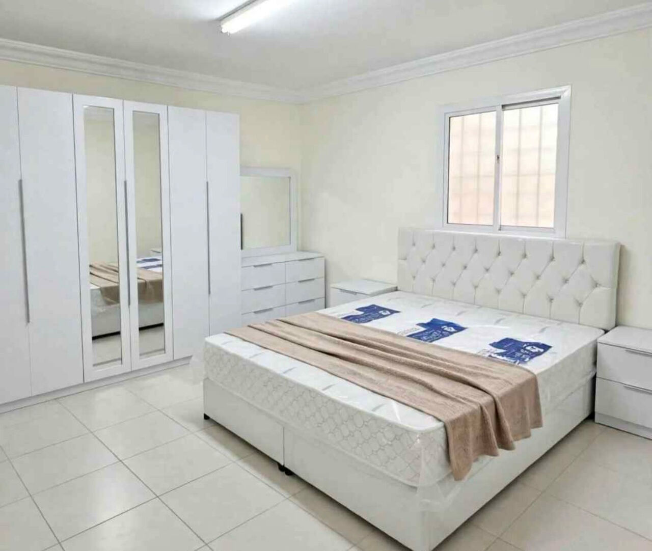 Jeddah, Furniture, SAR 8,  Luxury Bedroom Set &ndash; 6 Door Wardrobe, Double Bed & Mattress