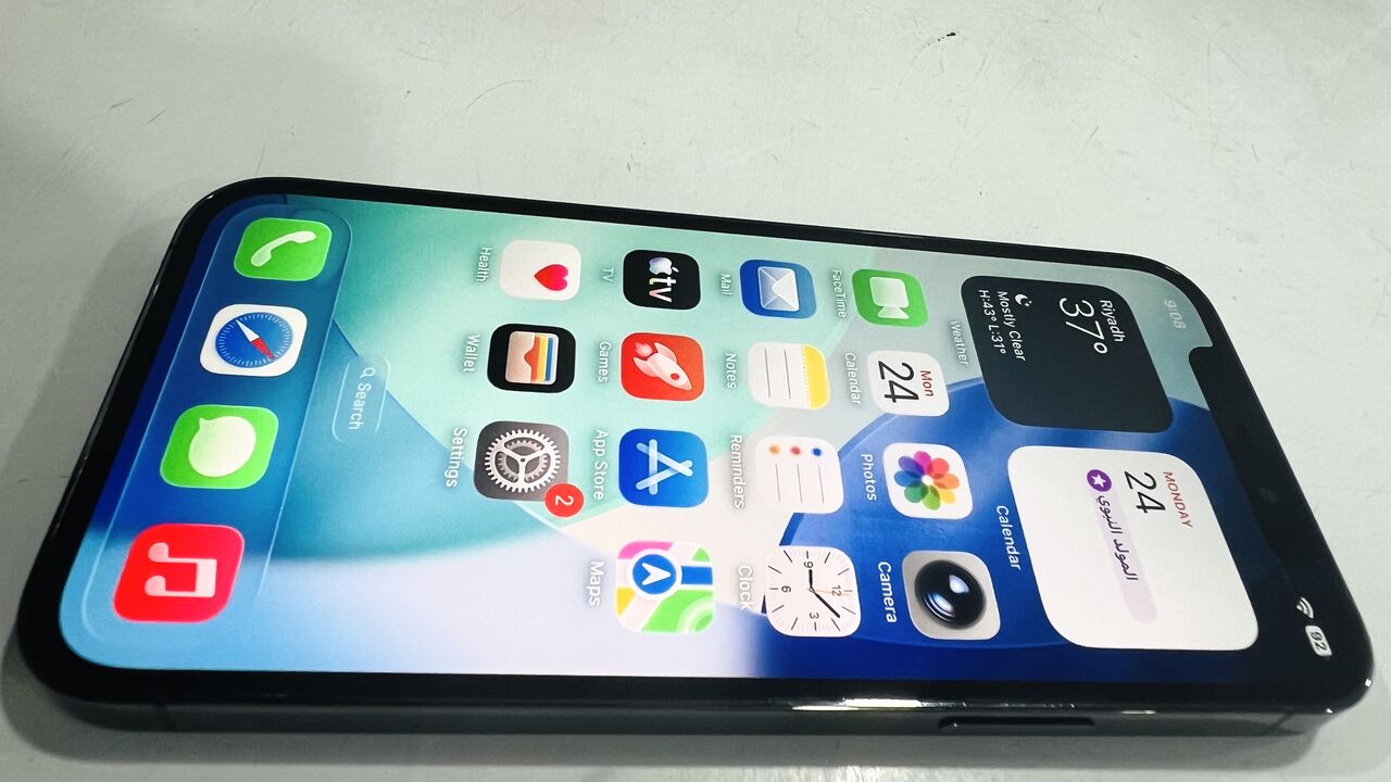 Dammam, Mobile Phones, SAR 1450,  IPhone 13 Pro 128 GB Grey 90% Battery