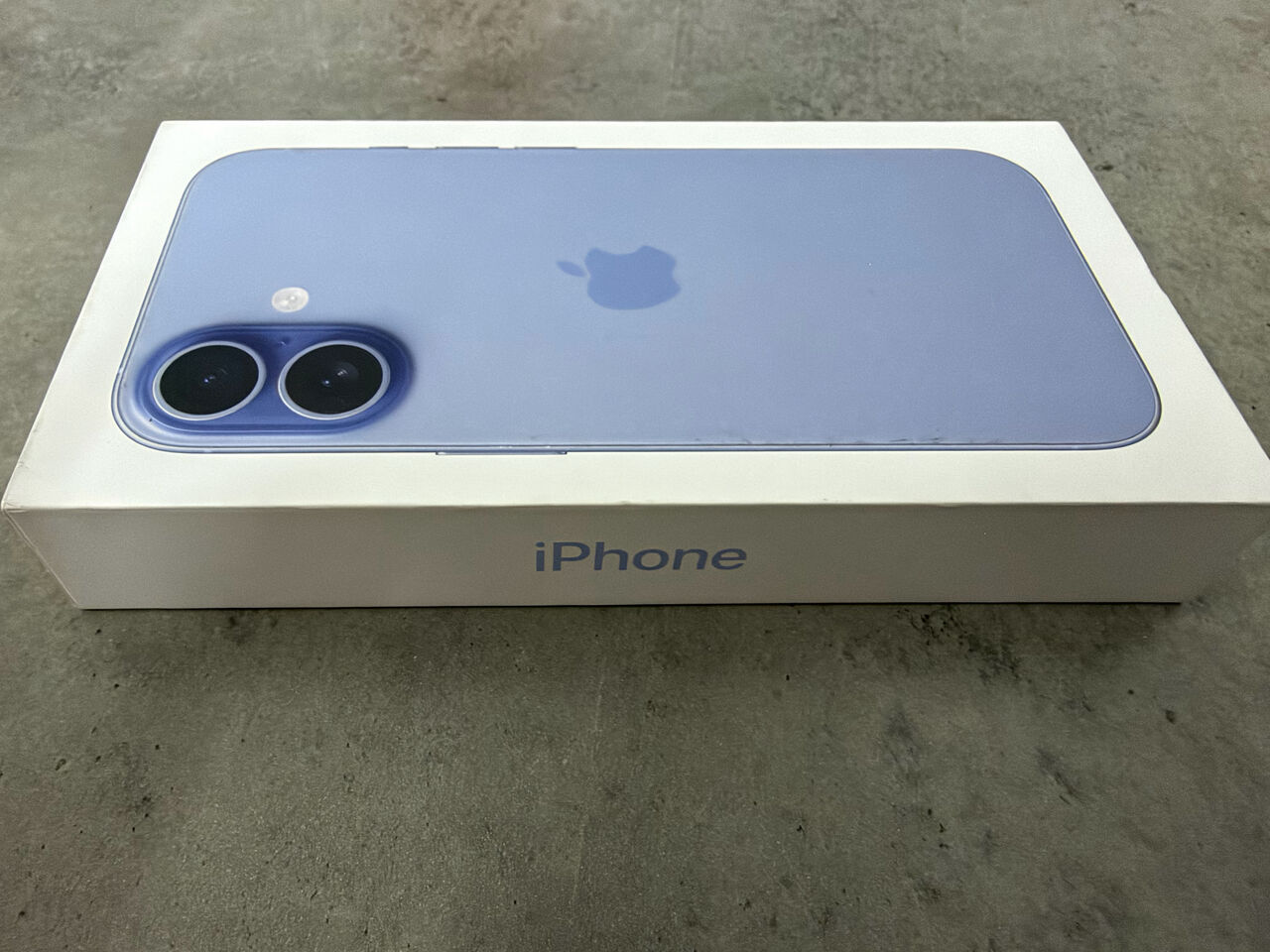 Riyadh, Mobile Phones, SAR 3500,  I Phone 17 Simpel 17 256 GB Brand New Seal Pack For Sale