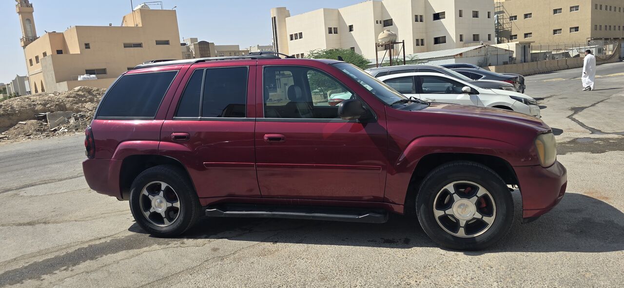Riyadh, Vehicles, Cars & Trucks , SAR 7500,  Chevrolet Trailblazer,  2006,  Automatic,  763868 KM,    (7500 SAR Negotiable)