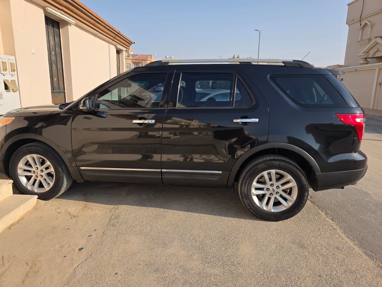 Nairyah, Vehicles, Cars & Trucks , SAR 30000,  Ford Explorer,  2013,  Automatic,  427000 KM,  Neat And Clean No Any Accident Report Is Clean