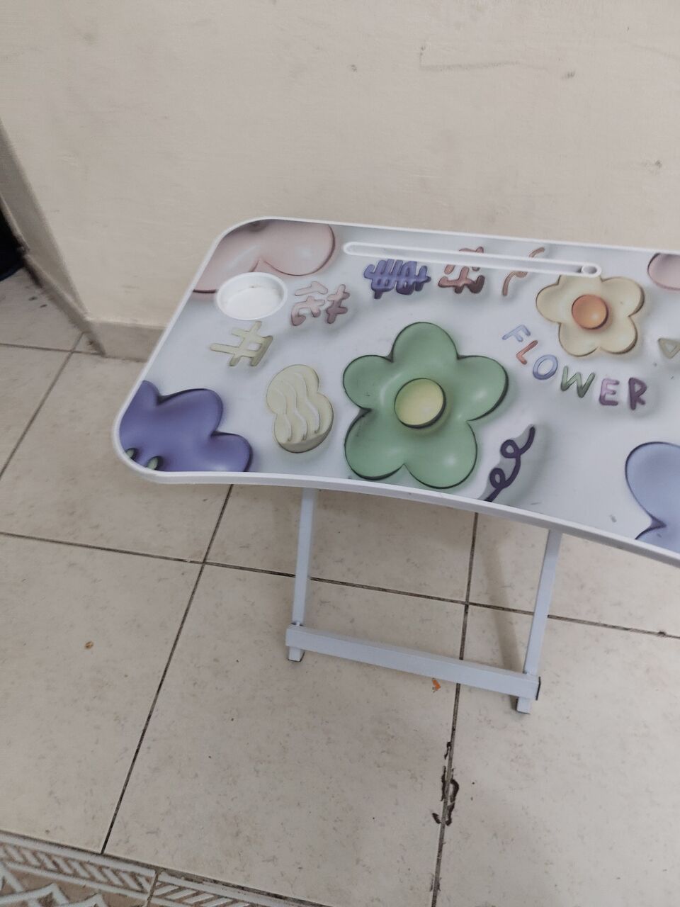 Al Malaz, Furniture, SAR 25,  Foldable 3D Cartoon Laptop And Study Table