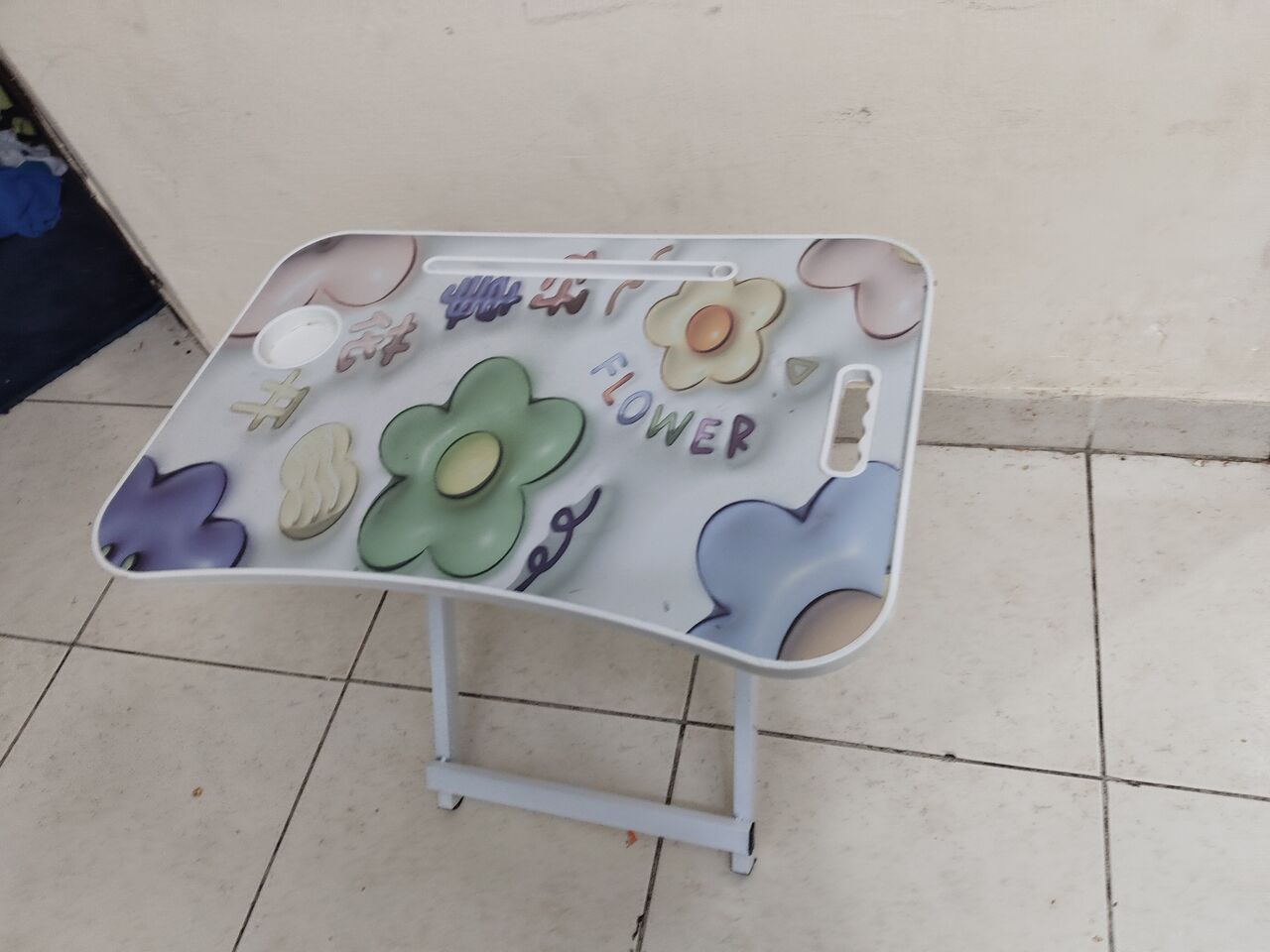 Al Malaz, Furniture, SAR 25,  Foldable 3D Cartoon Laptop And Study Table