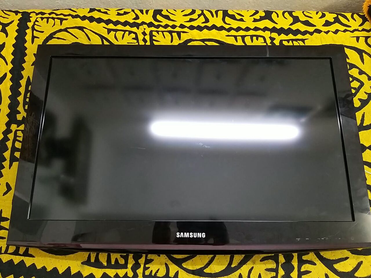 Madinah, Electronics, SAR 250,  Samsung Television 32