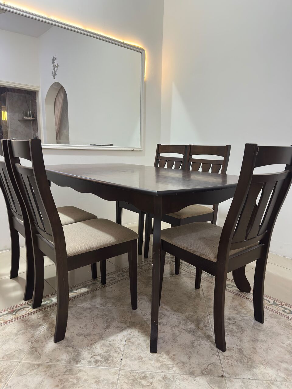 Jeddah, Furniture, SAR 800,  9 Seater Sofa Set & Dinning Table