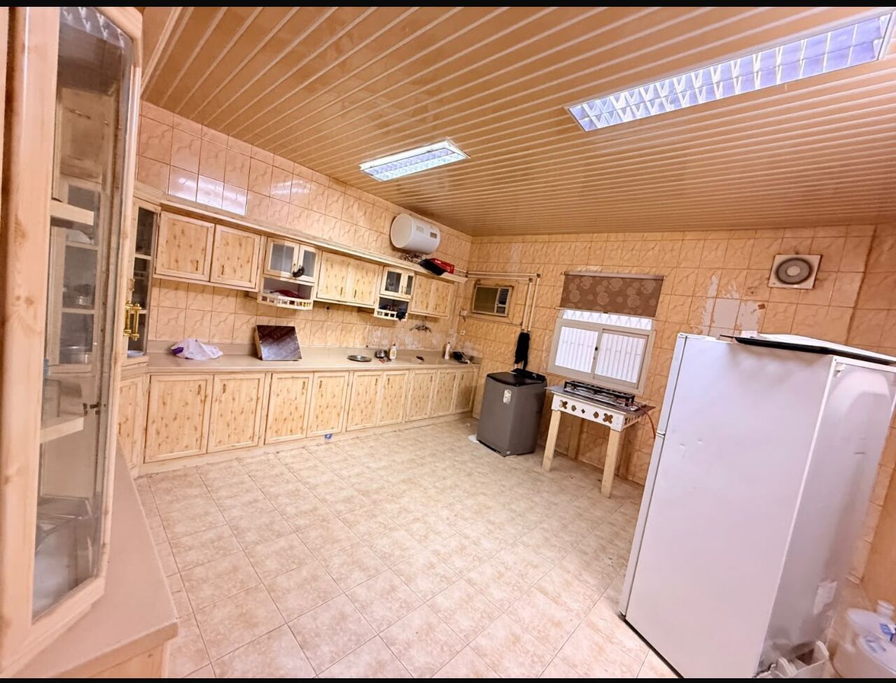 Riyadh, Bedspace For Rent, SAR 500/month,  🏠 Furnished Room Available – Al Muzahimiyah, Riyadh