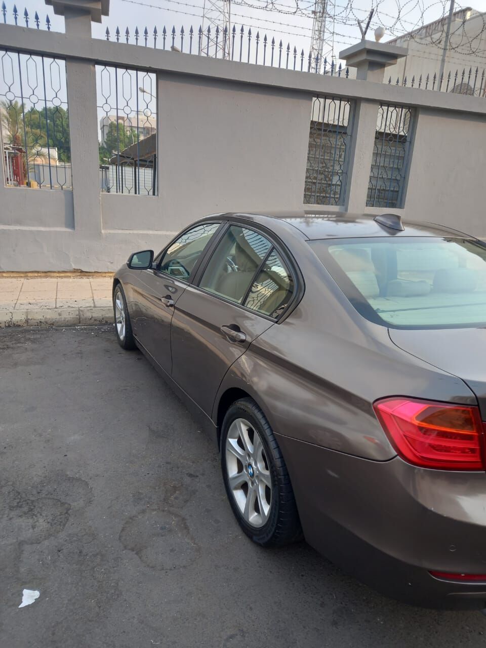 Jeddah, Vehicles, Cars & Trucks , SAR 30000,  BMW 320i,  2012,  Automatic,  261000 KM,  For Sale   In Very Good Condition