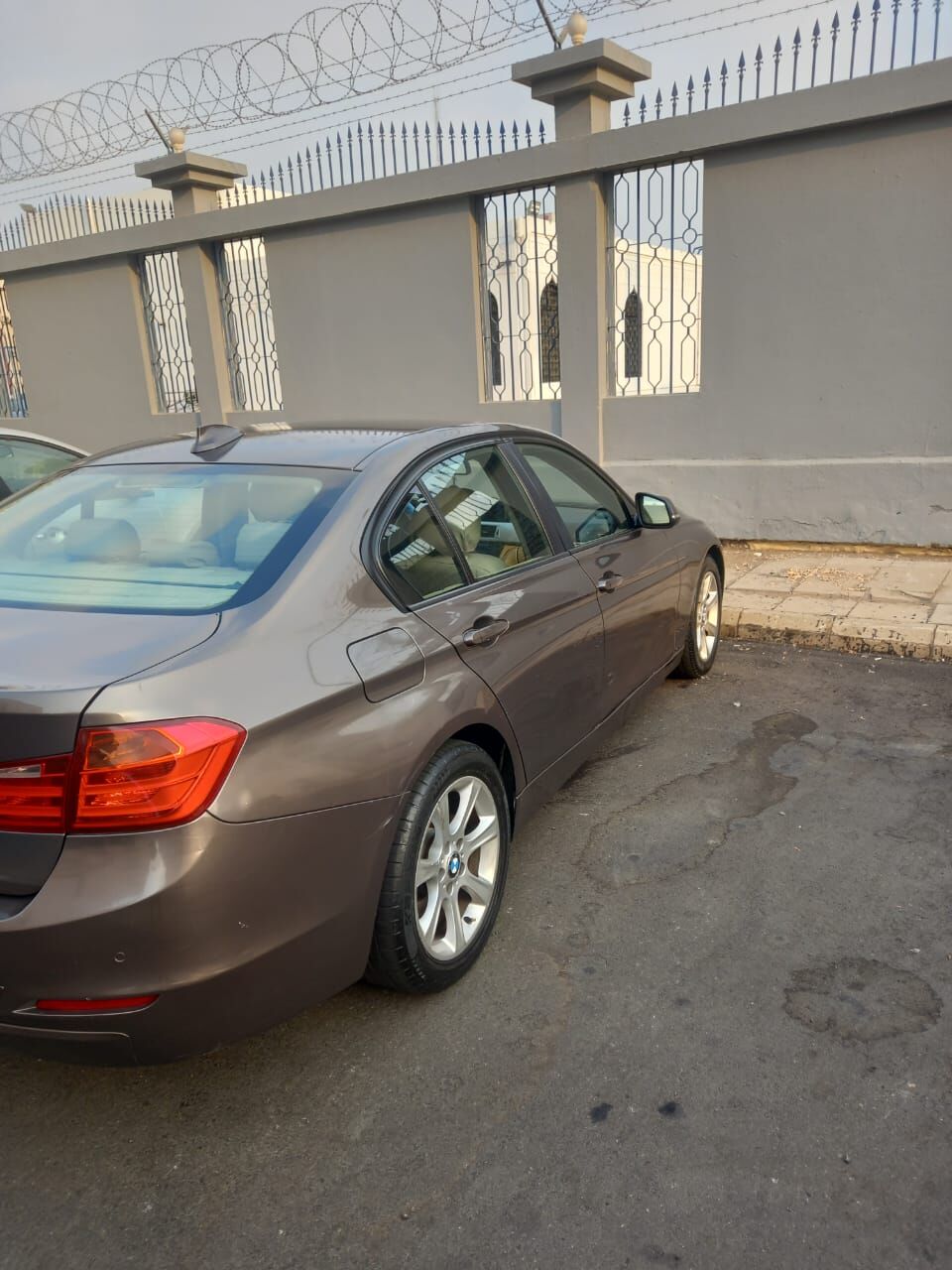 Jeddah, Vehicles, Cars & Trucks , SAR 30000,  BMW 320i,  2012,  Automatic,  261000 KM,  For Sale   In Very Good Condition