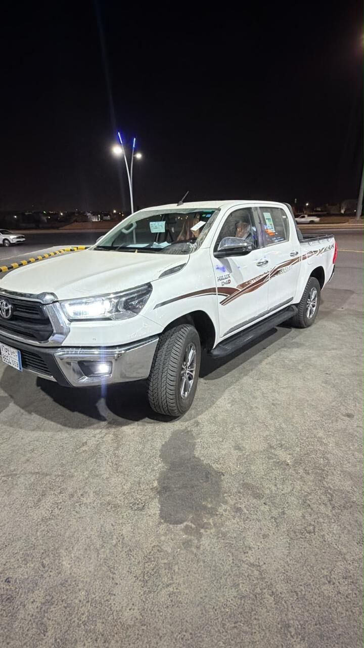 Riyadh, Vehicle Lease Transfer, SAR 8000,  TOYOTA HILUX Diesel  4x4 For Rent Available Without Driver.