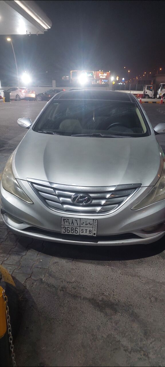 Riyadh, Vehicles, Cars & Trucks , SAR 22000,  Hyundai Sonata,  2011,  Automatic,  465000 KM,  2.0