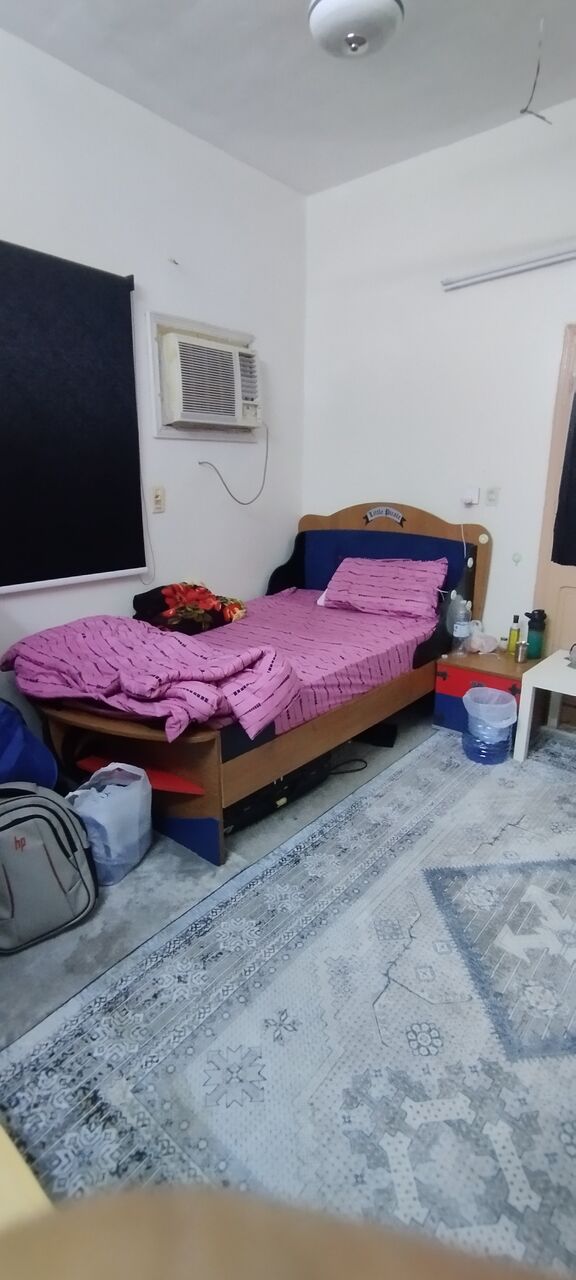 Yanbu, Bedspace For Rent, SAR 400/month,  I Have Bed Space Available , Furnished Room
