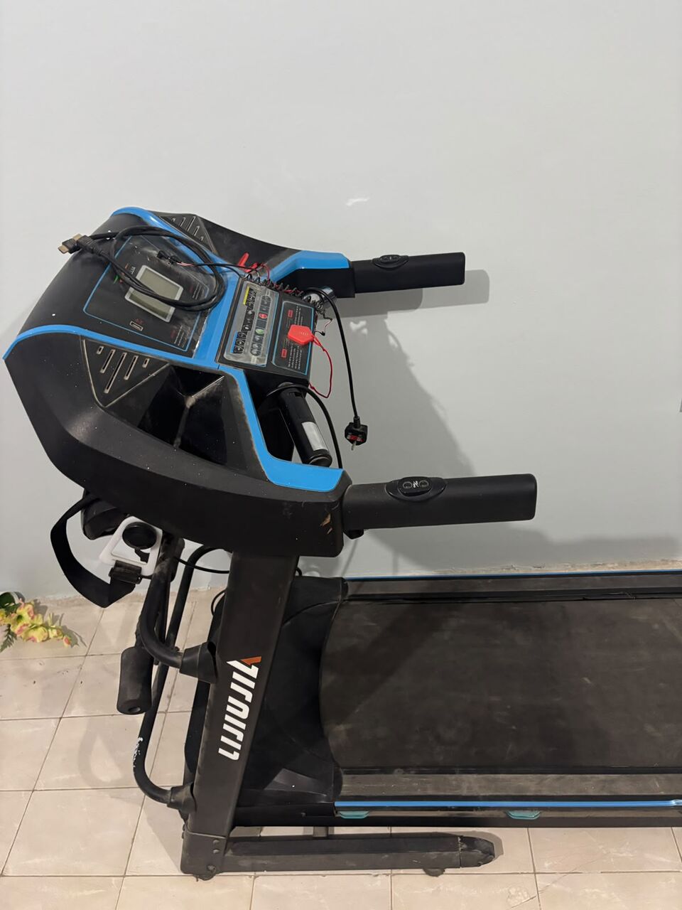 Jeddah, Appliances, SAR 650,  Electric Treadmill For Sale