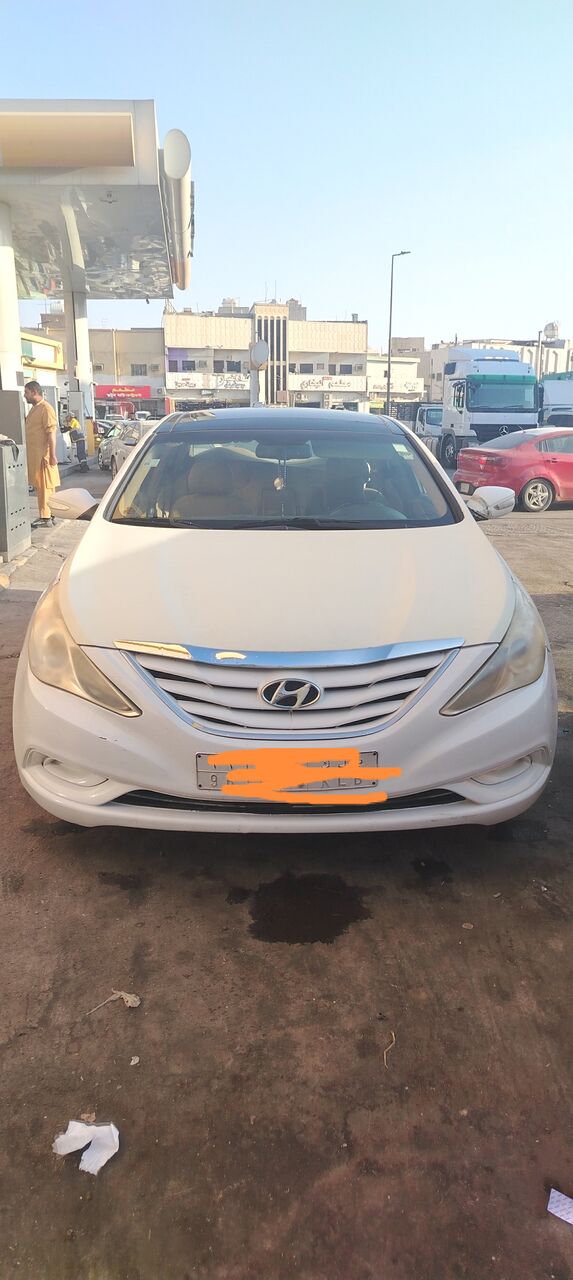 Riyadh, Vehicles, Cars & Trucks , SAR 15000,  Sonata 2012,  2012,  Automatic,  400000 KM,   For Sale