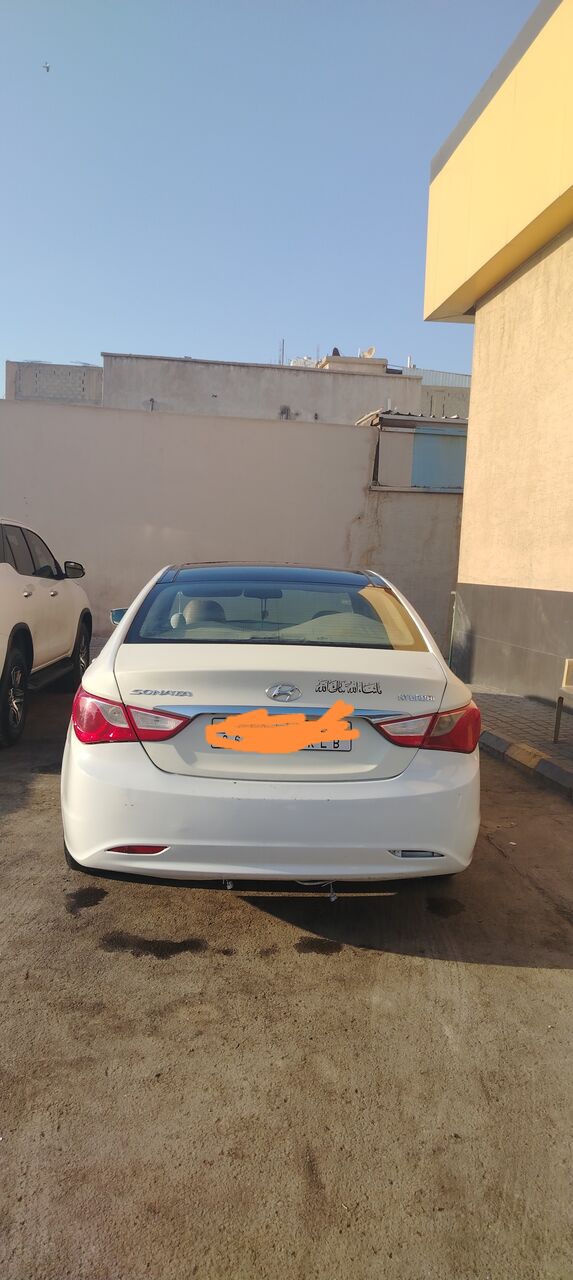 Riyadh, Vehicles, Cars & Trucks , SAR 15000,  Sonata 2012,  2012,  Automatic,  400000 KM,   For Sale