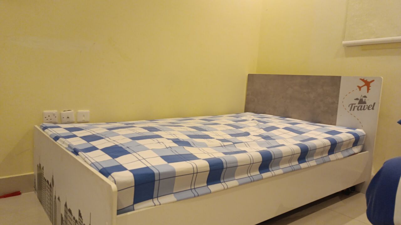 Madinah, Furniture, SAR 600,  🛏️ Home Centre Bed For Sale  ✨ 💰 Selling For: SAR 600 (negotiable)