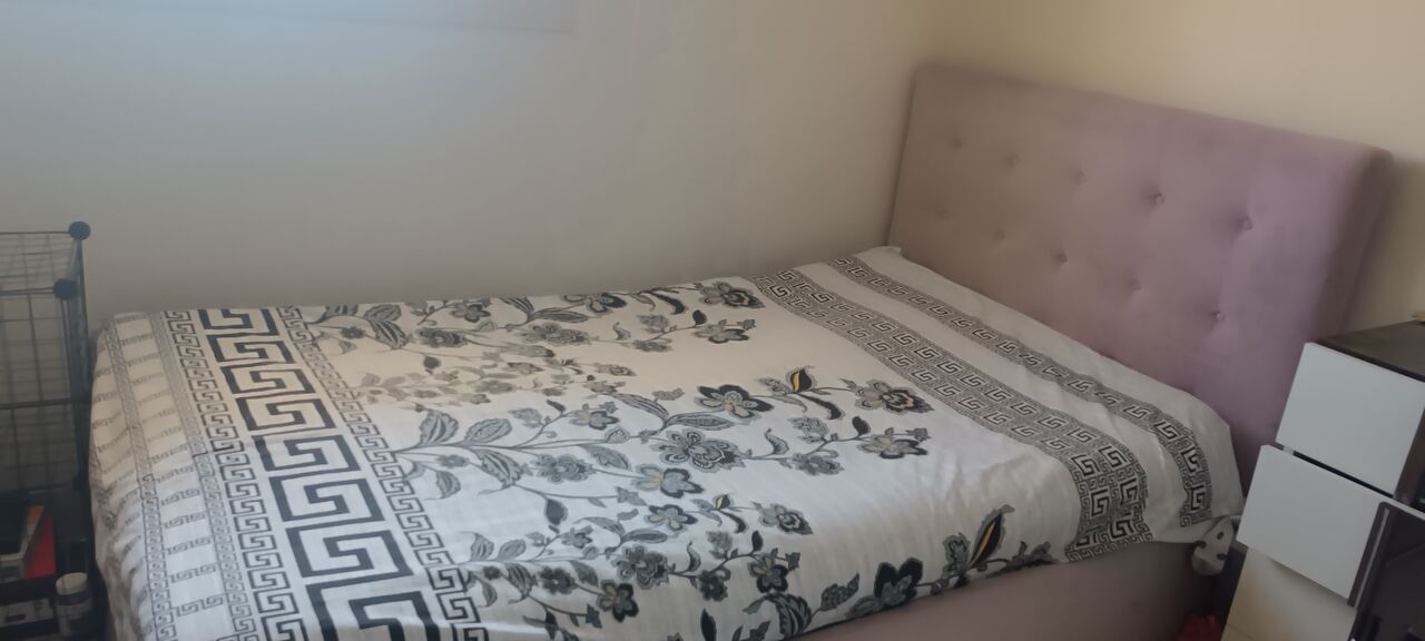 Madinah, Furniture, SAR 650,  🛏️ Home Centre Bed For Sale  ✨💰 Selling For: SAR 650 (negotiable)