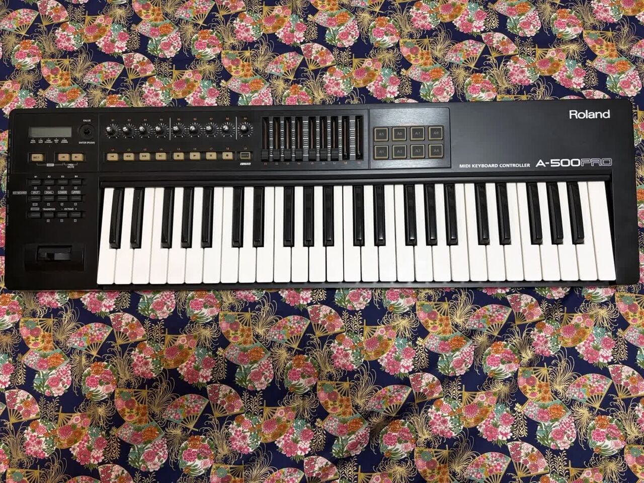 Riyadh, Musical Instruments, SAR 300,  Roland USB Midi Controller A500 Pro