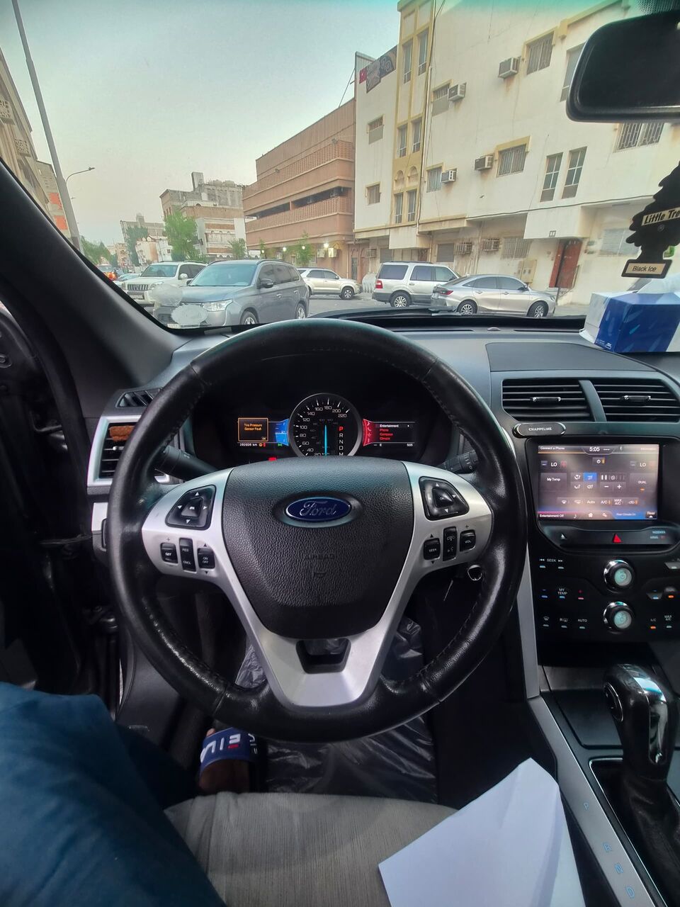Riyadh, Vehicles, Cars & Trucks , SAR 38000,  Ford Explorer XLT, 4WD,  2013,  Automatic,  282000 KM,   Ford Explorer XLT 4WD For Sale