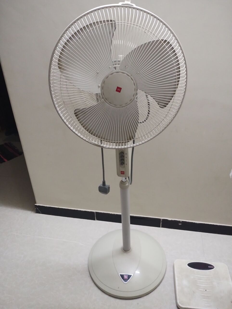 Riyadh, Appliances, SAR 75,  KDK Standing Fan