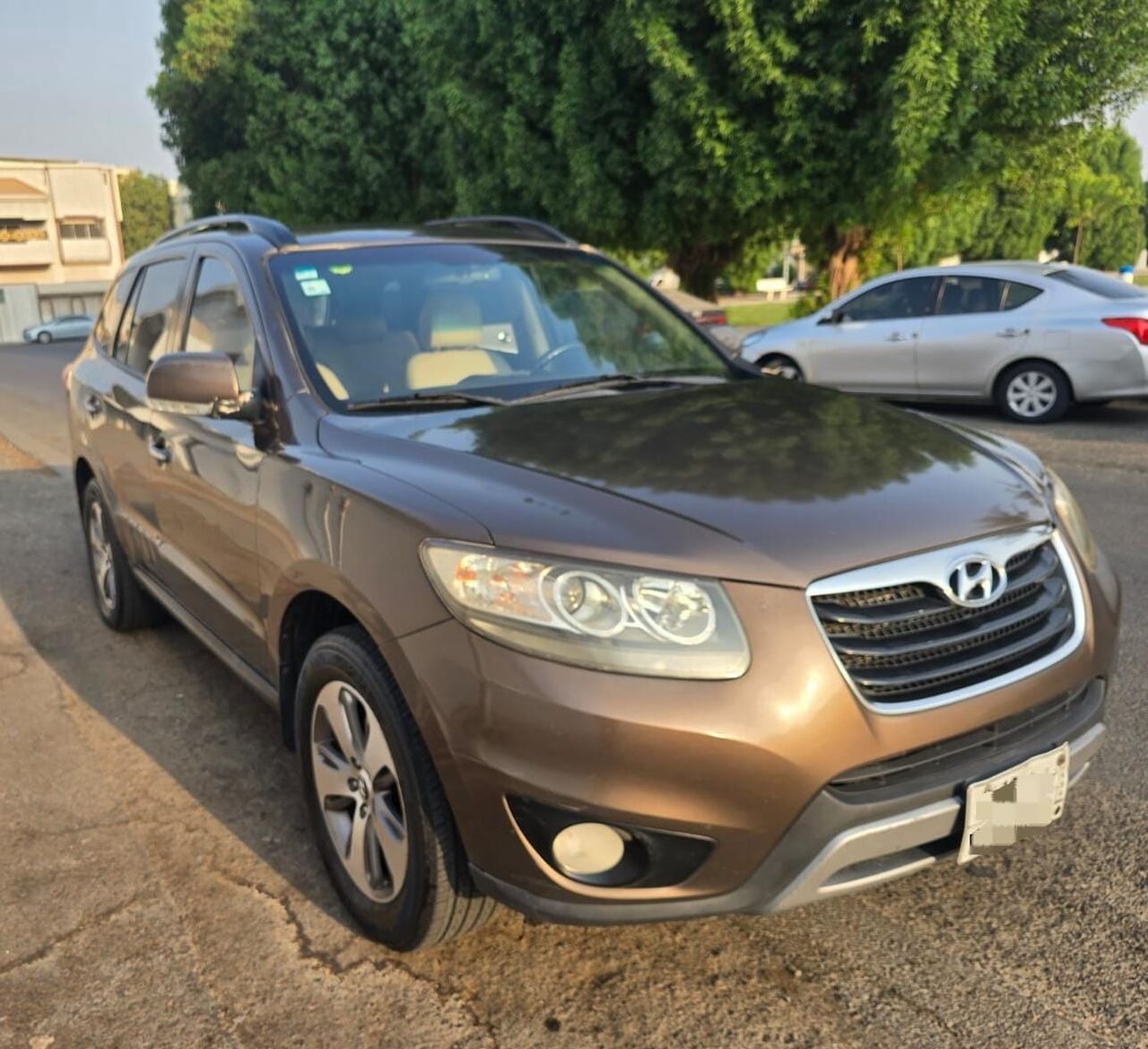 Jeddah, Vehicles, Cars & Trucks , SAR 23000,  Hyundai Santa Fe,  2012,  Automatic,  320000 KM,  , , 3.5L 6-cylinder Engine 4WD, Selling Urgently