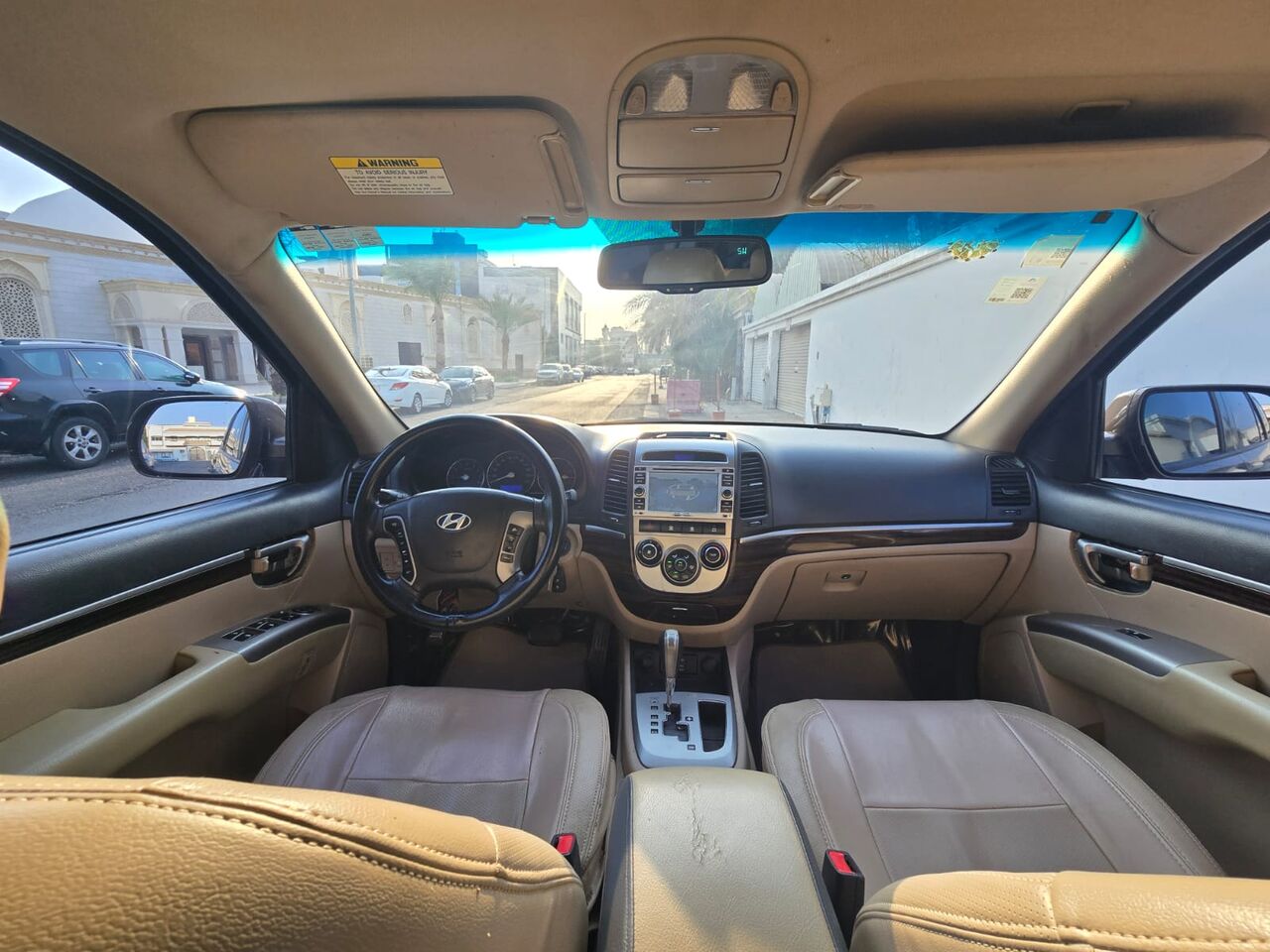 Jeddah, Vehicles, Cars & Trucks , SAR 23000,  Hyundai Santa Fe,  2012,  Automatic,  320000 KM,  , , 3.5L 6-cylinder Engine 4WD, Selling Urgently
