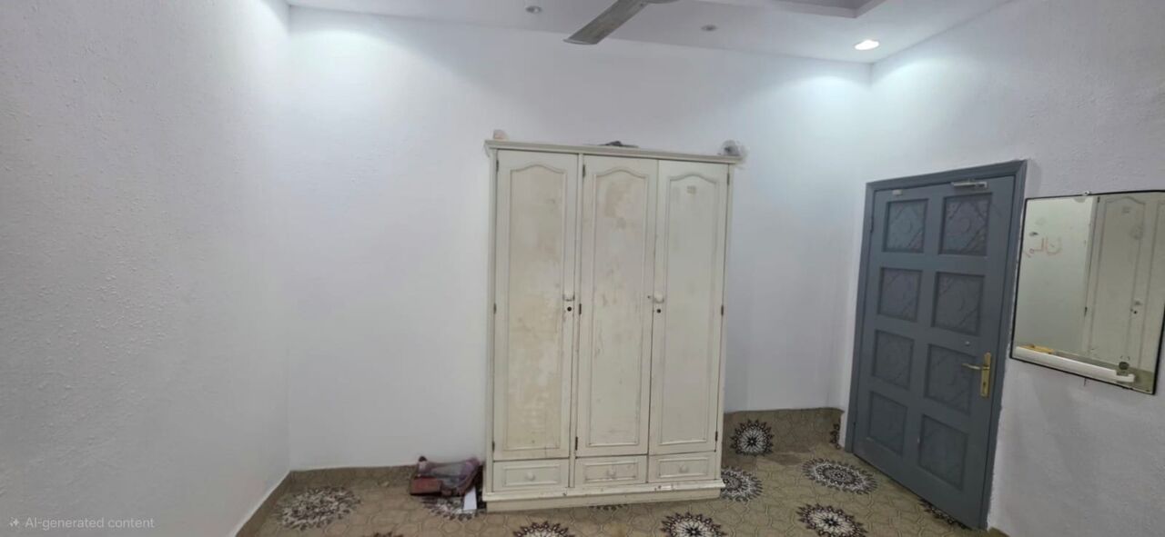 Jeddah, Rooms for Rent, SAR 1000/month,  One Room Available In Flat , For Bachelor,