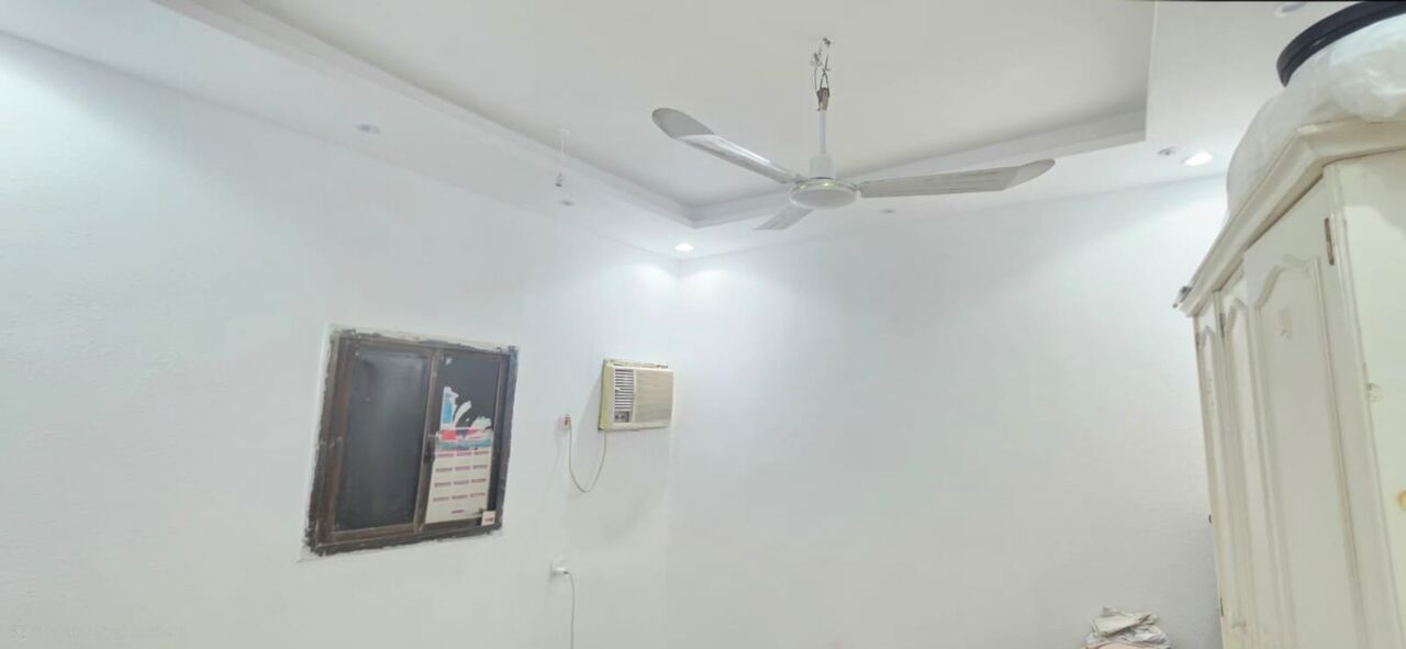 Jeddah, Rooms for Rent, SAR 1000/month,  One Room Available In Flat , For Bachelor,