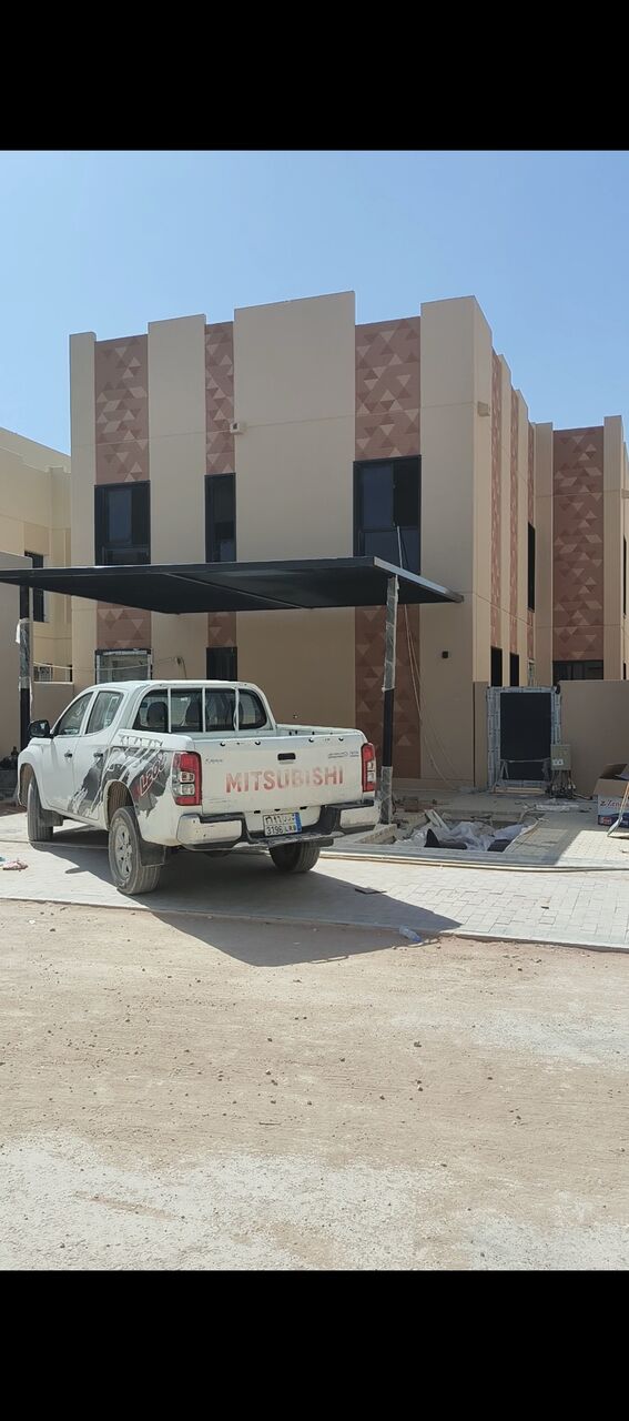 Riyadh, Construction, Professional Welding & Steel Fabrication Services (Gates, Shades & Structure