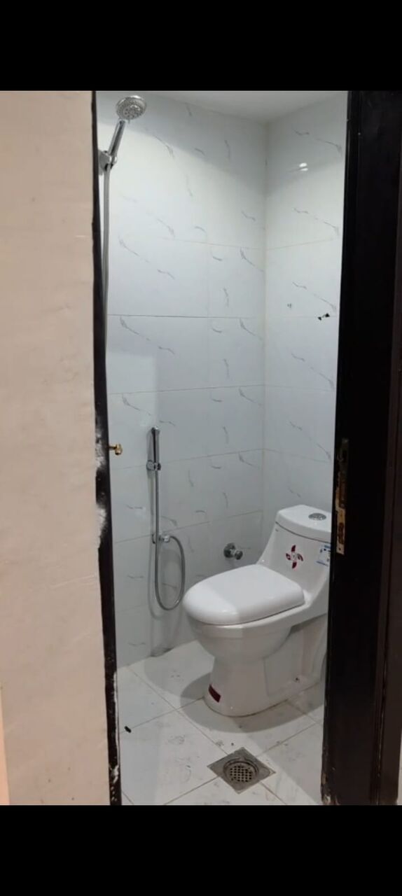 Al Malaz, Apartments, Flats, Houses & Villas, SAR 2000/month,  1 BR,  Family Apartment With Water Electricity Included AC Kitchen All Installed