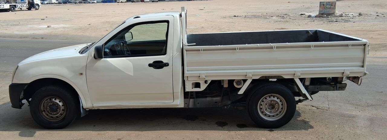 Jeddah, Vehicles, Cars & Trucks , SAR 26500,  Isuzu D-MAX,  2008,  Manual,  440000 KM,    For Sale