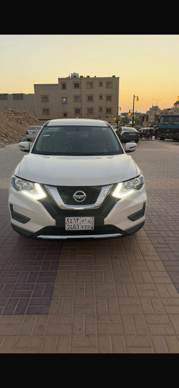 Riyadh, Vehicles, Cars & Trucks , Nissan X-Trail,  2020,  Automatic,  78000 KM,