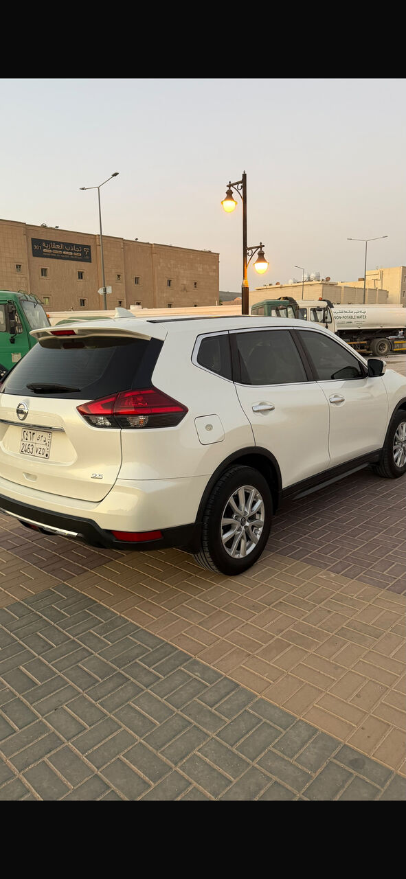 Riyadh, Vehicles, Cars & Trucks , Nissan X-Trail,  2020,  Automatic,  78000 KM,