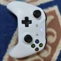 SAR 120,  Xbox Controller For Sale In Excellent Condition