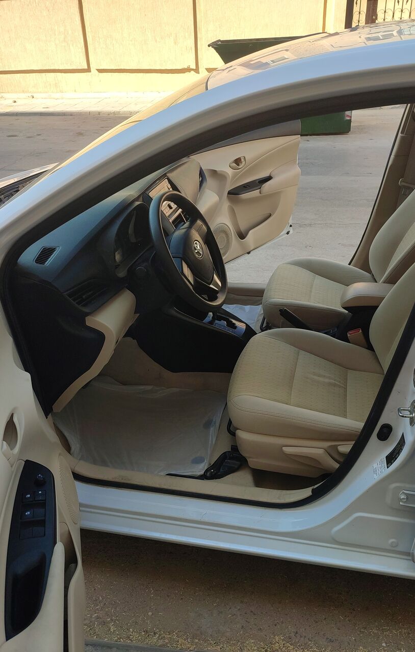 Riyadh, Vehicles, Cars & Trucks , SAR 38000,  Toyota Yaris,  2021,  Automatic,  34500 KM,  Top Model, All , All Body Original