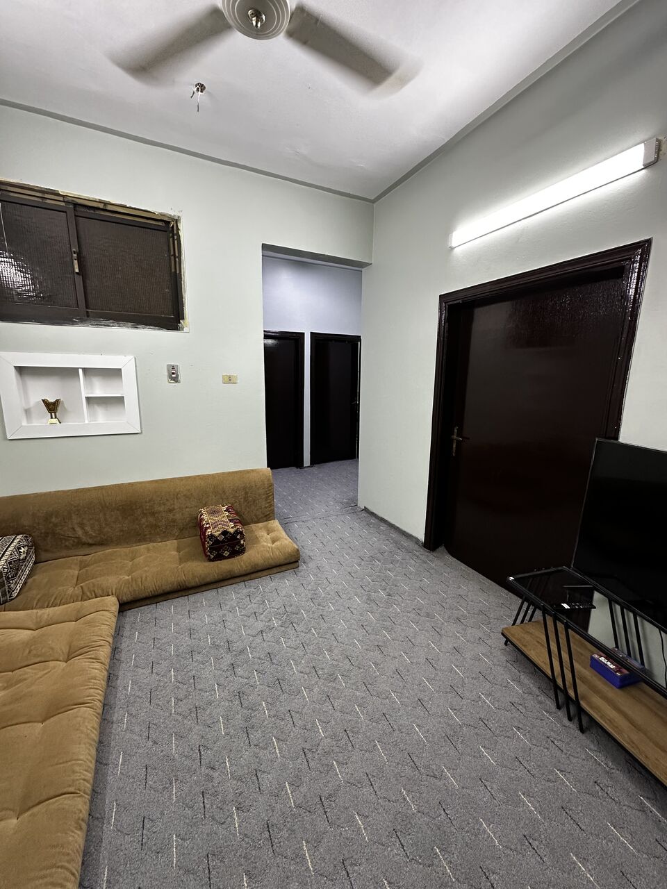Al Wizarat, Housing Exchanges, SAR 1100/month,  Room For Rent Available In Hara