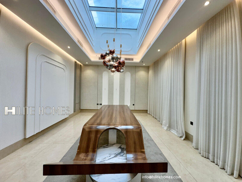 Salmiya, Apartments, Flats, Houses & Villas, KWD 6000/month,  5 BR,  Beautiful Luxury Penthouse For Rent In Salmiya