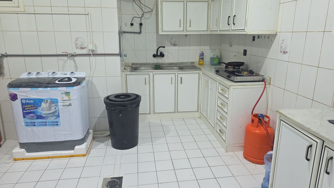 Riyadh, Rooms for Rent, SAR 700/month,  Furnished,  Room Or Bed Space Available