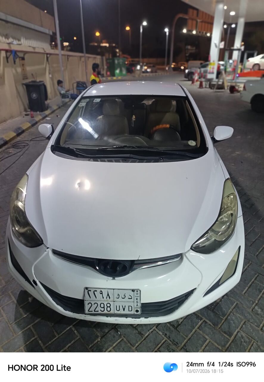 Riyadh, Vehicles, Cars & Trucks , SAR 12000,  Hyundai Elantra,  2014,  Manual,  240000 KM,  The Car Is In Good Working Order. The Engine Runs Well, The Gear Box Works Properly, And T