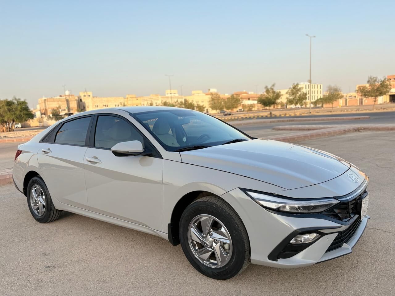 Riyadh, Vehicles, Cars & Trucks , SAR 59000,  HYUNDAI ELANTRA,  2025,  Automatic,  40000 KM,  NEAT AND CLEAN  ORIGINAL PAINT