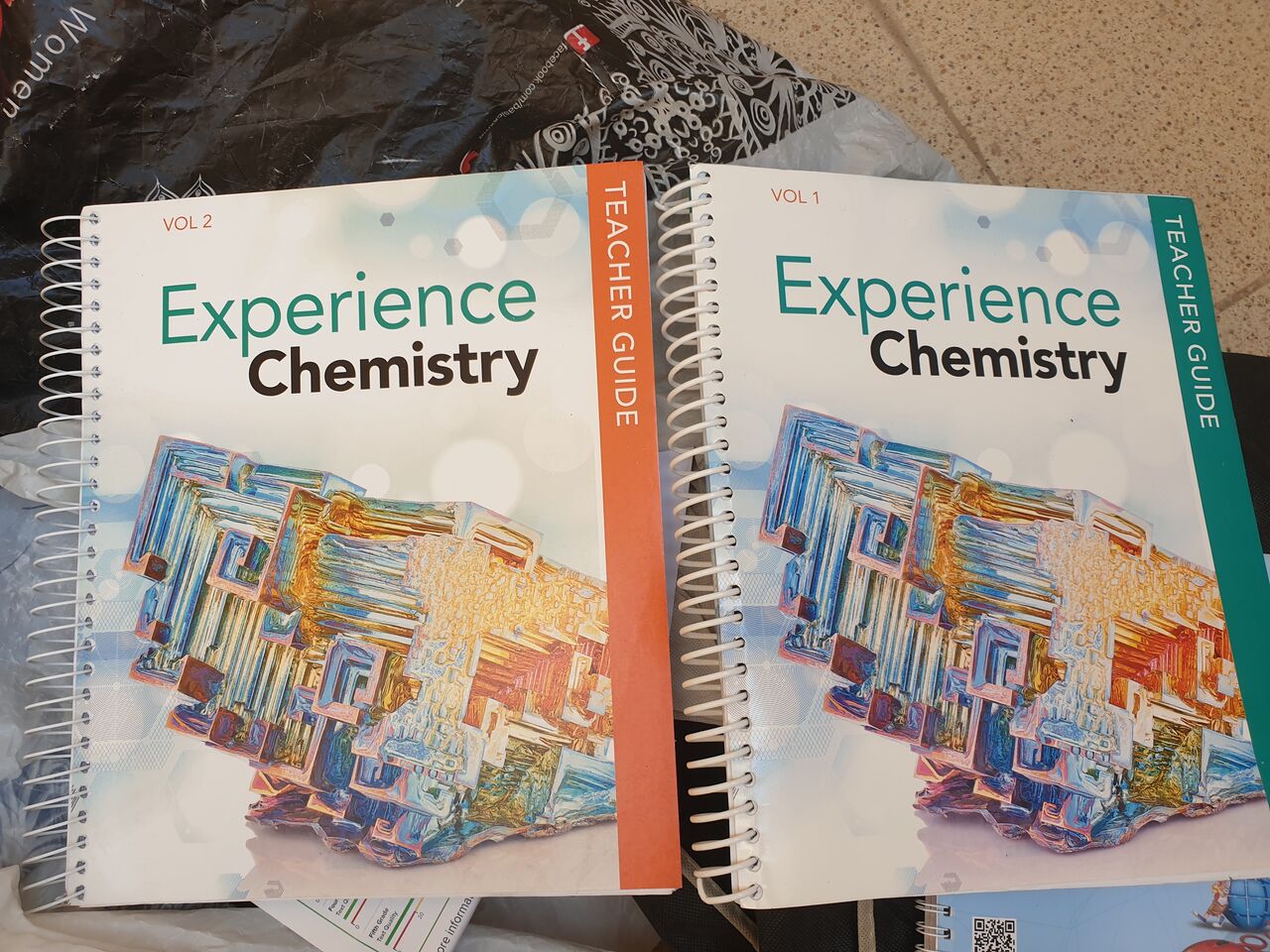 Riyadh, Books, SAR 200,  Teacher&rsquo;s Edition Science Textbooks: Comprehensive Instructional Guides For Chemistry, Bio