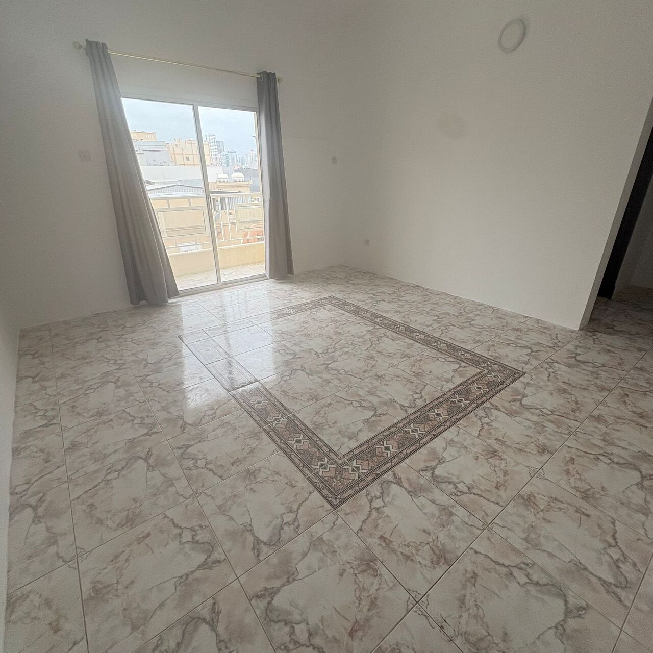 Adliya, Apartments, Flats, Houses & Villas, BHD 250/month,  2 BR,  155 Sq. Meter,  Big 2 Bed Room Apartment In Newly Renovated Building Next To KFH Bank Adliya, KidzWorld Ki