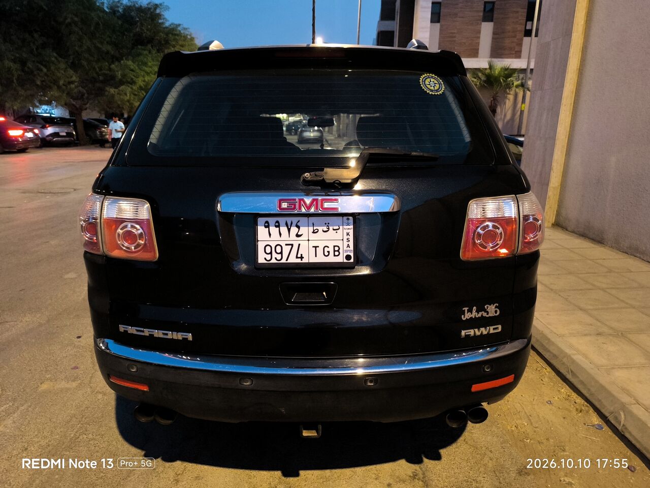 Riyadh, Vehicles, Cars & Trucks , SAR 19000,  Gmc Acadia,  2011,  Automatic,  302000 KM,  Filipino Owner. Car Is Maintained All The Time.