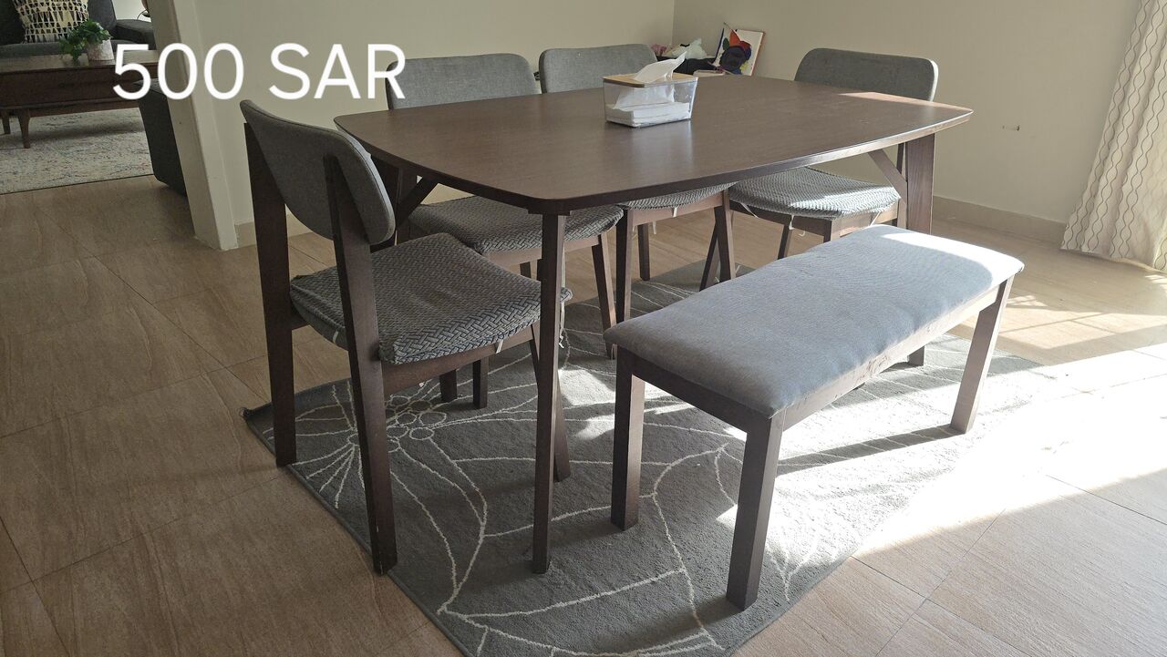 Al Rawabi, Furniture, SAR 500,  Dining Table For Sale